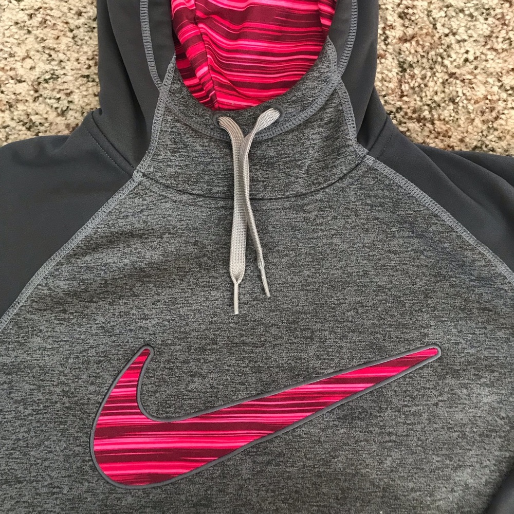 Nike Therma-Fit Hoodie